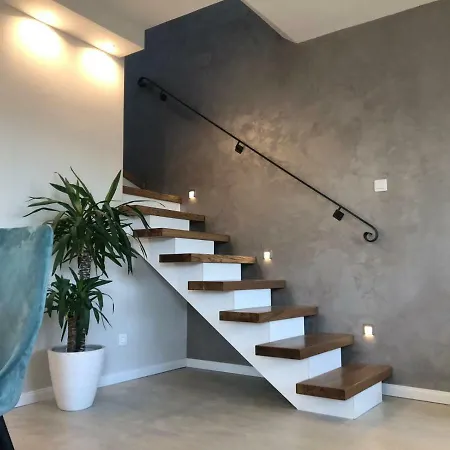 Grayhouse דירה *